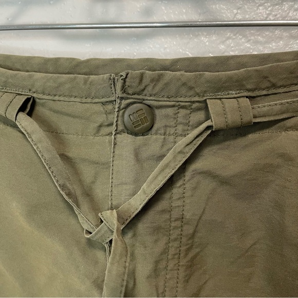 Columbia Olive Green Hiking Drawstring Shorts Size Medium - Picture 6 of 8